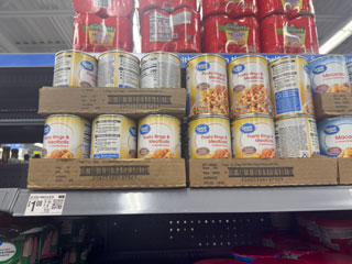 Pasta rings and meatballs